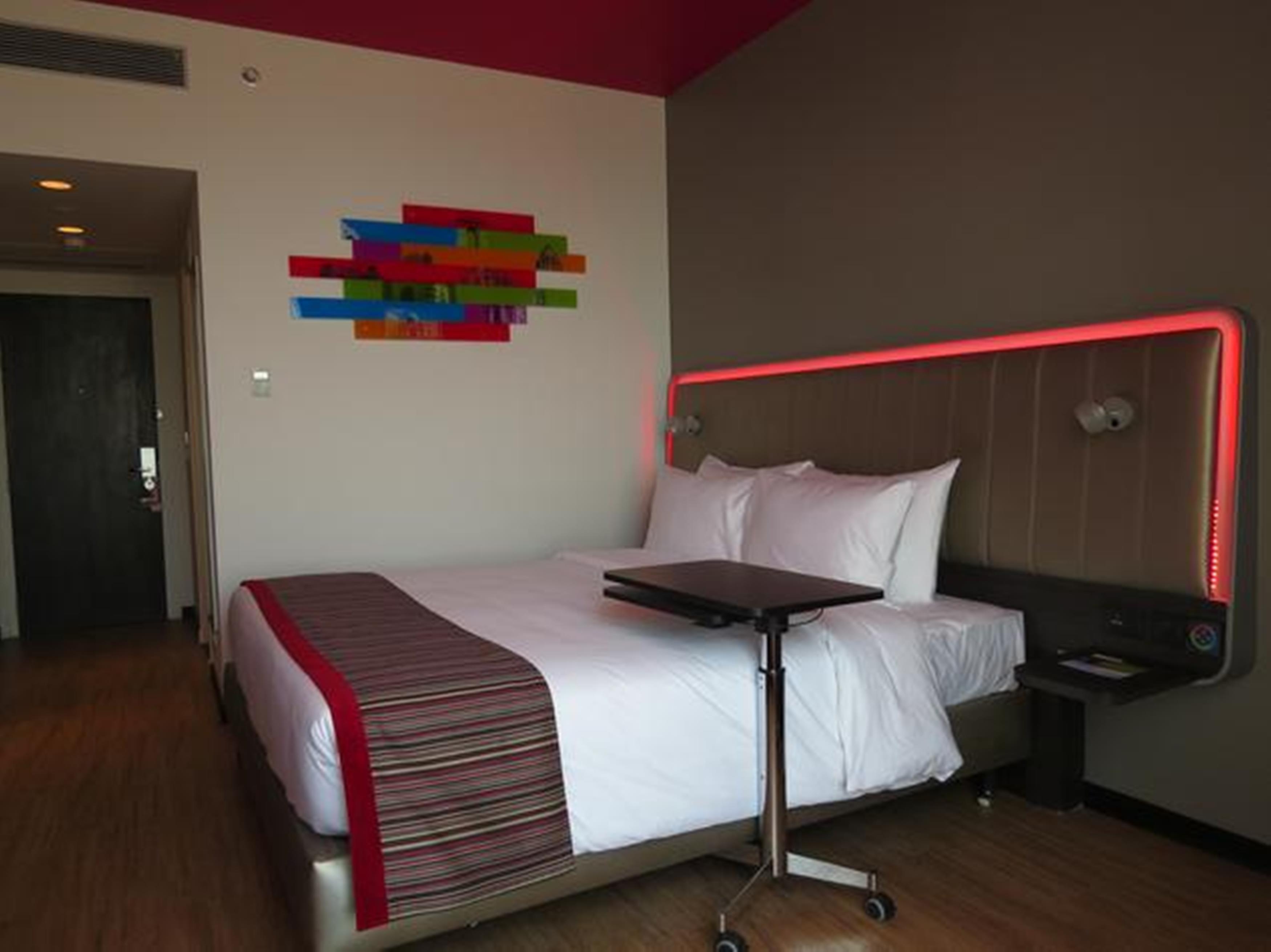 Park Inn By Radisson Gurgaon Bilaspur Manesar Exterior foto