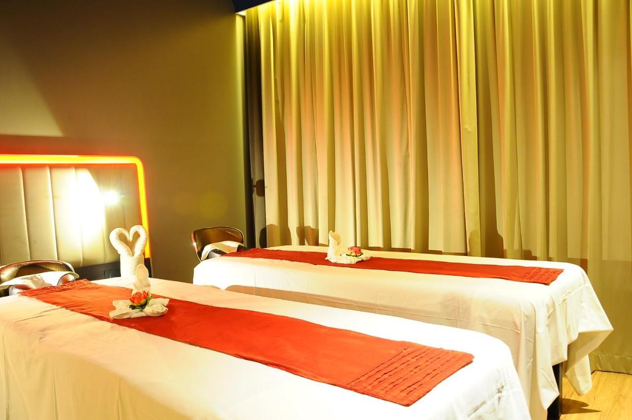 Park Inn By Radisson Gurgaon Bilaspur Manesar Exterior foto